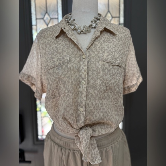 Eddie Bauer Women’s Classic Fit Lightweight Shirt Size 2XL - Picture 1 of 7